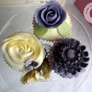 Taller de flores con Alma