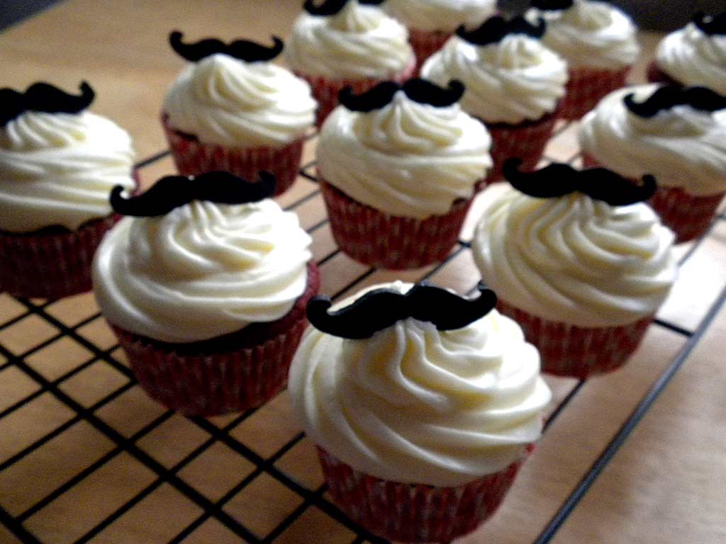 cupcakes personalizados bigotes