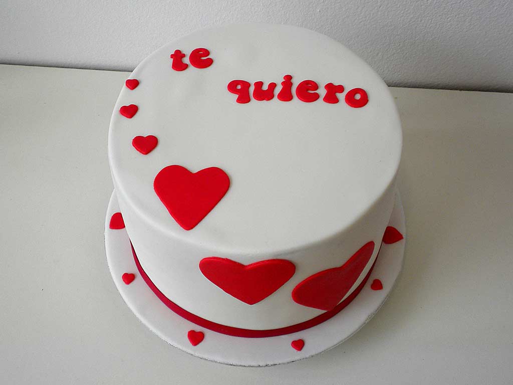 eventos san Valentín tartas con fondant dedicada