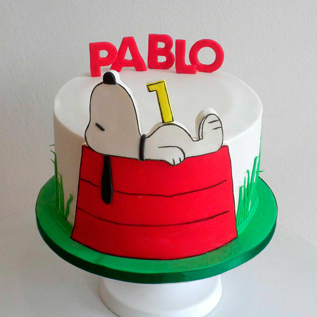 tartas con fondant snoopy