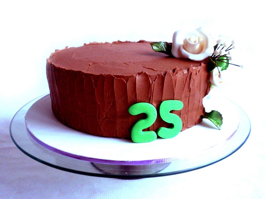 Tarta sin fondant de chocolate