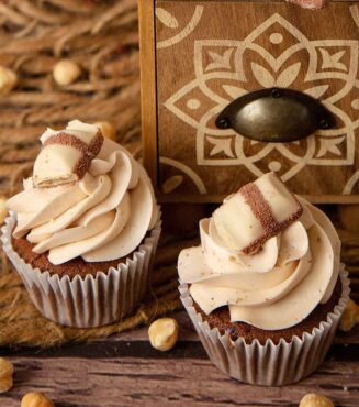 cupcake chocokinder por happy cupcakes to you