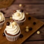 cupcake dos chocolates por happy cupcakes to you